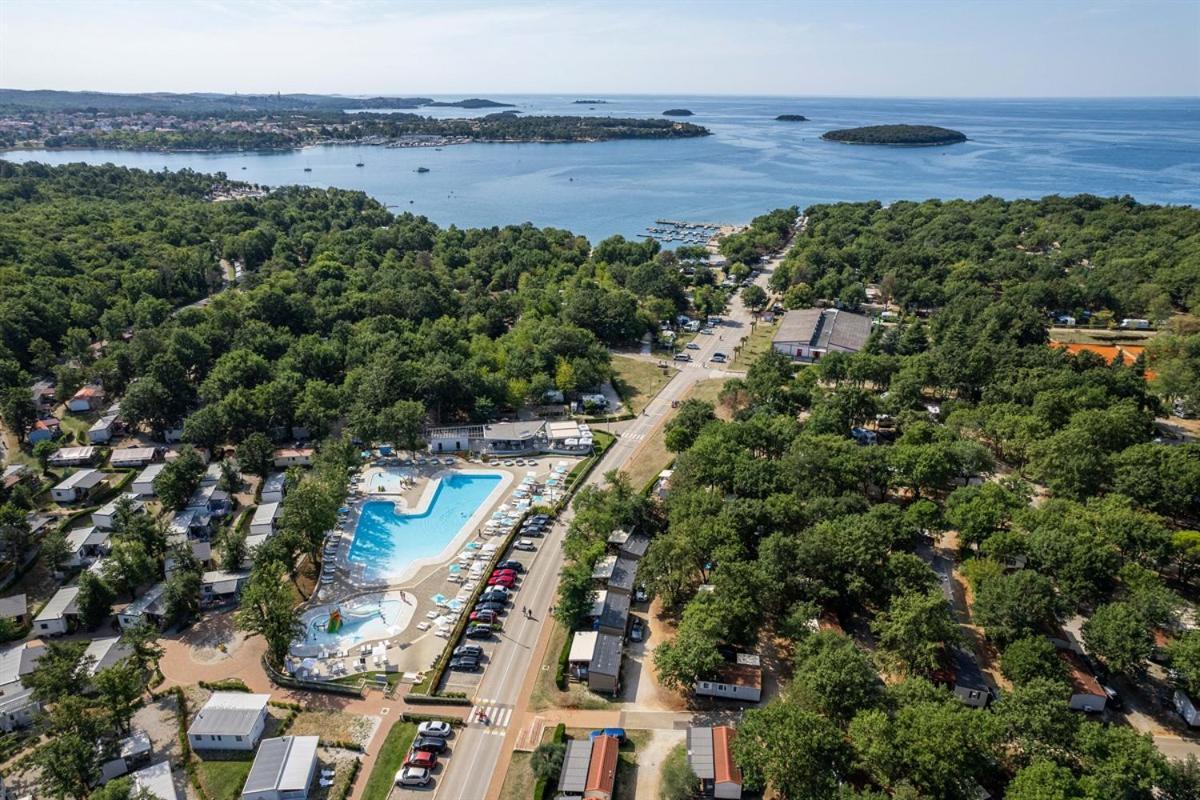 Sunny Mobile Homes Bijela Uvala Poreč Kültér fotó